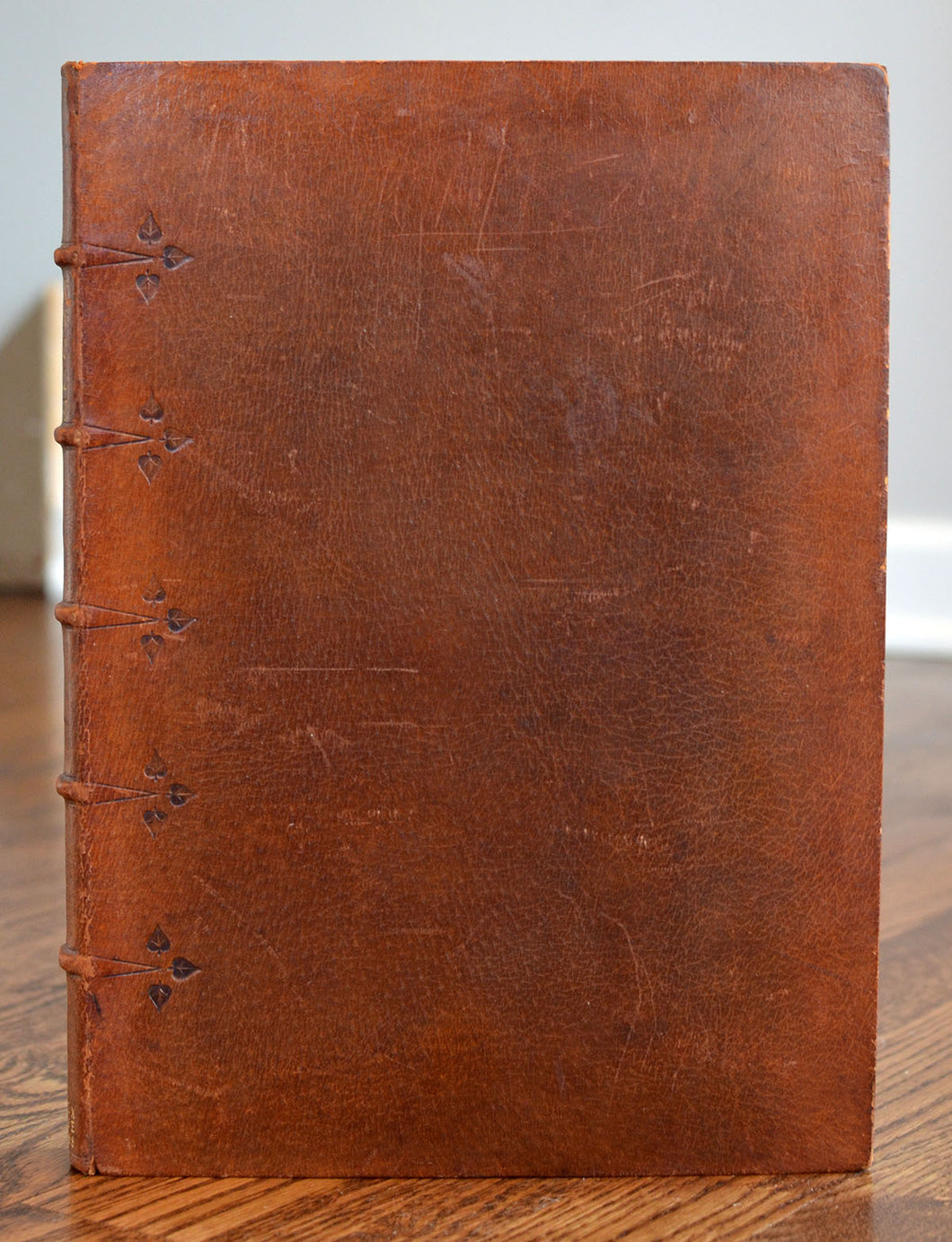 [Fine Binding | Guild of Handicraft] The Treatises on Goldsmithing and Sculpture